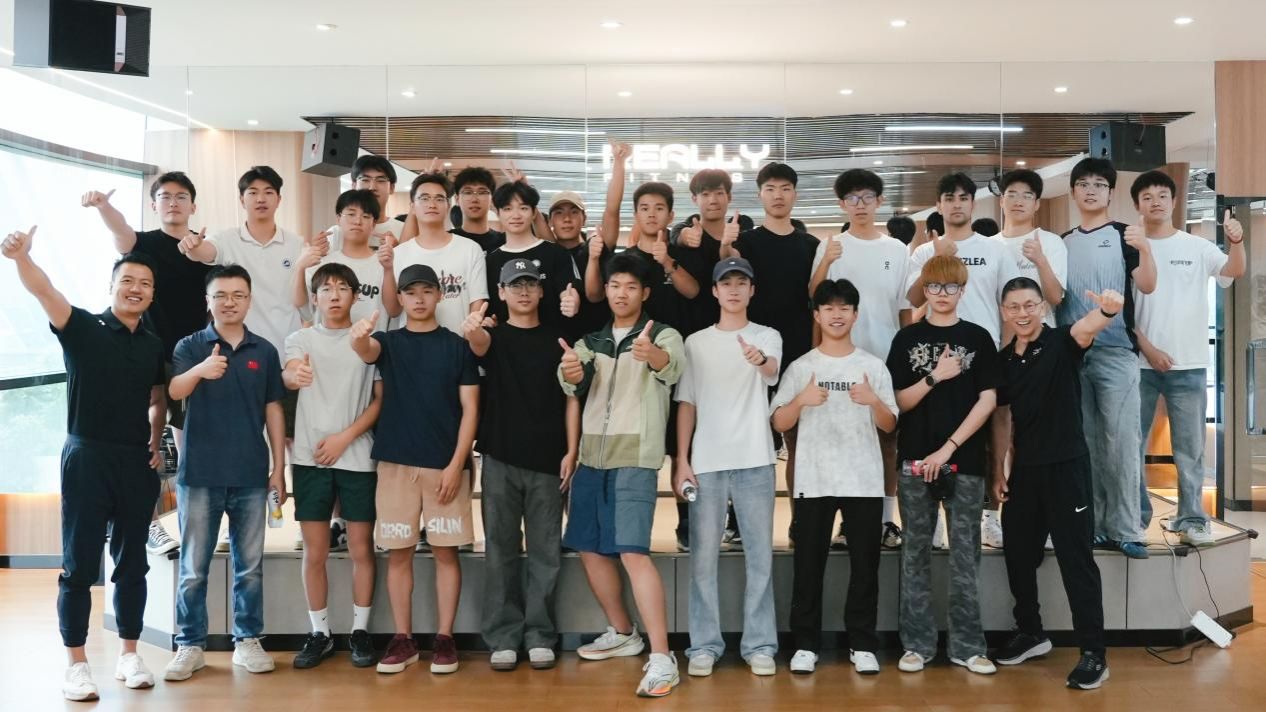 校企共育英才|瑞力健身与石油大学开展研学交流活动